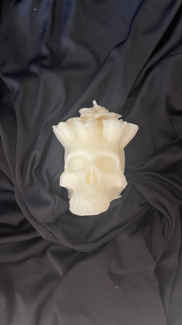 Eternal Bloom Skull Candle